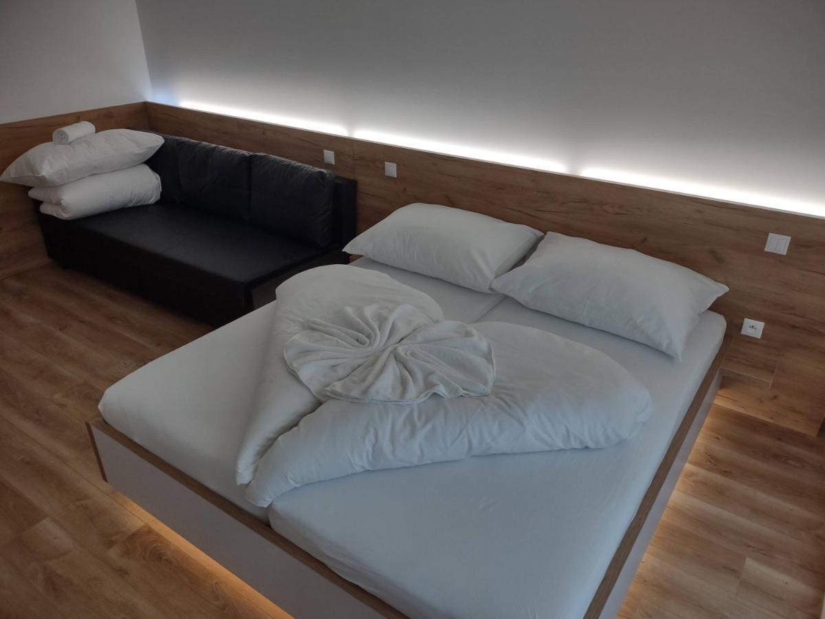 Apartman Kyjev Podhájska エクステリア 写真